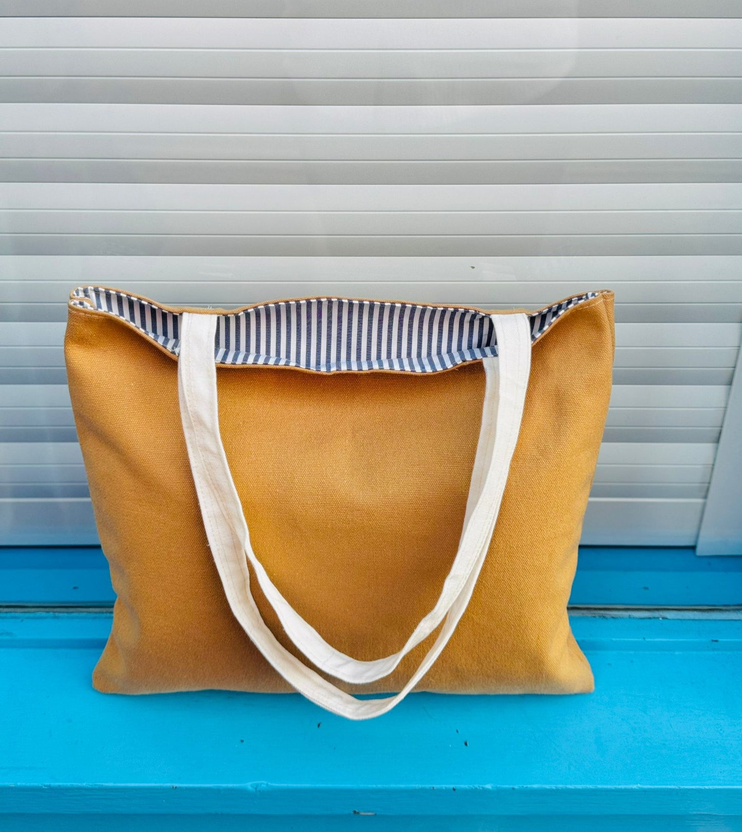 Cappuccino book bag