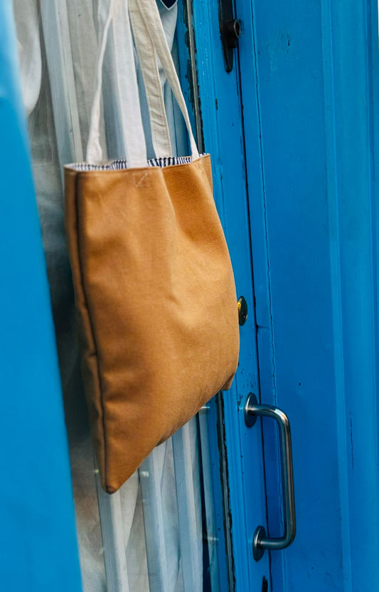 Cappuccino book bag